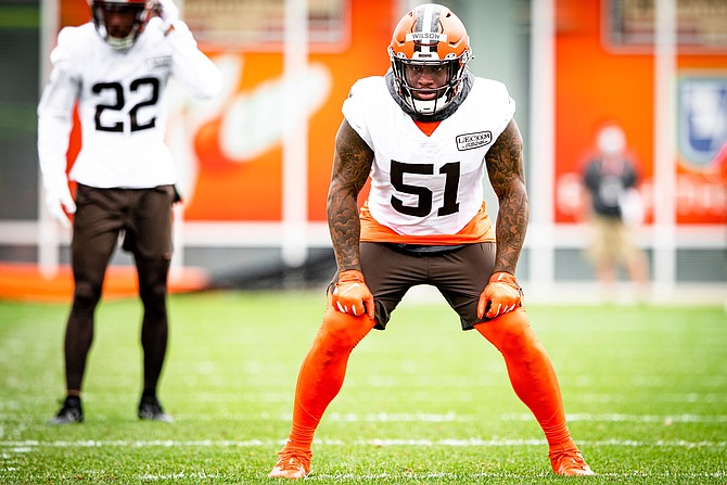 Browns 3rd-round LB Sione Takitaki signs his 4-year rookie contract 