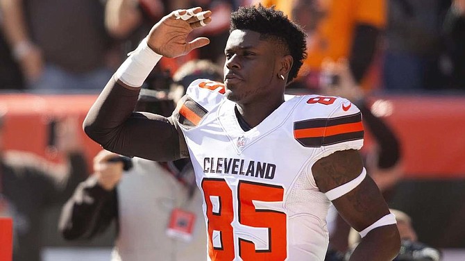 Browns place Chris Hubbard, M.J. Stewart and Andy Janovich on injured  reserve 