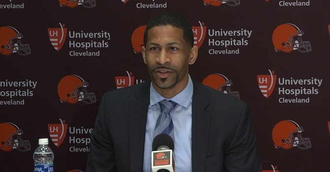 Browns GM Andrew Berry will conduct a Zoom call with reporters on Wednesday and will explain why he didn't pull off a trade prior to the league deadline. (You Tube)