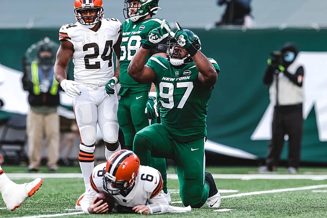 New York Jets - Nathan Shepherd made sure he got the ball