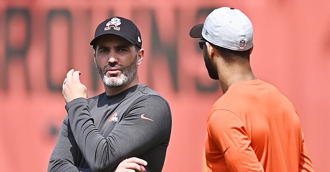 Browns coach Kevin Stefanski would like to greet his veteran players on Monday for the starter of Phase Three of the team's offseason program. But he may have to modify his plans for the veterans to end their boycott of the voluntary practices. (USA Today)