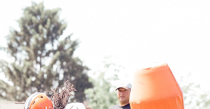 Jadeveon Clowney at 2021 Browns minicamp/Rob Lorenzo ESPN Cleveland