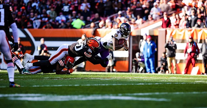 The Browns' aggressive defense made life miserable for Lamar Jackson in one quarter before he was knocked out of the game by Jeremiah Owusu-Koramoah (not this play). (Cleveland Browns)