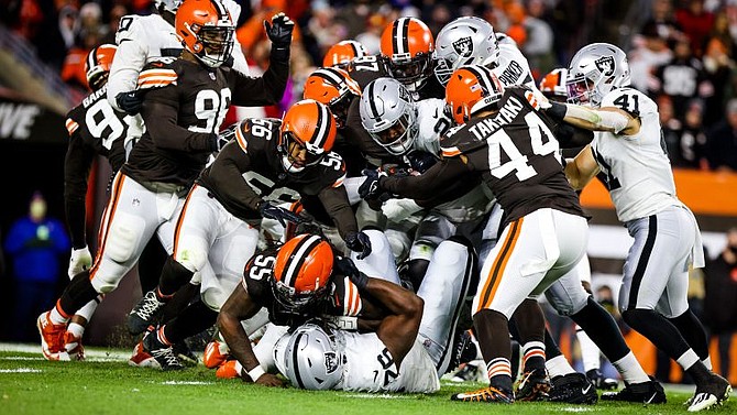 Browns can't overcome COVID, Raiders in heartbreaking loss