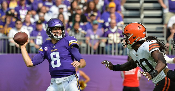 Pro Football Focus ranked Kirk Cousins No. 6 among quarterbacks in 2021. Do the Browns agree with that lofty opinion? (USA Today)