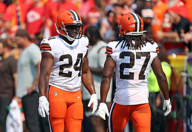 Browns, community honors Nick Chubb in Week 3, Kevin Stefanski