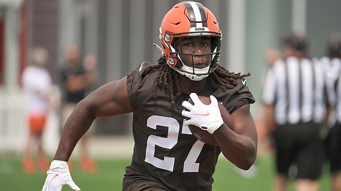 Kareem Hunt's future gets eye-opening take from Browns GM