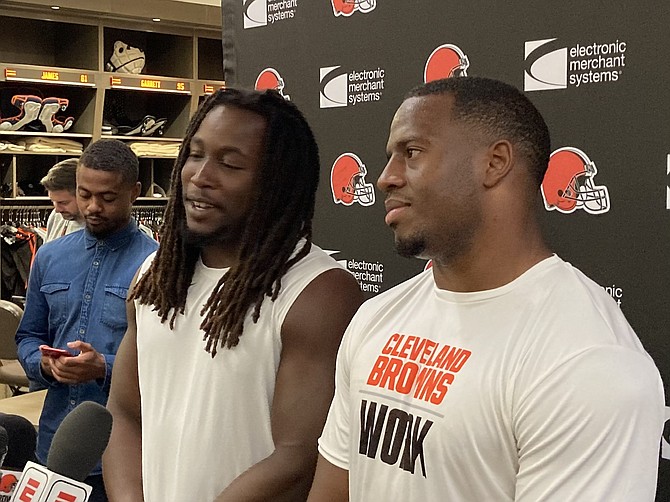 Kareem Hunt Pays Tribute To Nick Chubb With His Pregame Outfit - The Spun:  What's Trending In The Sports World Today