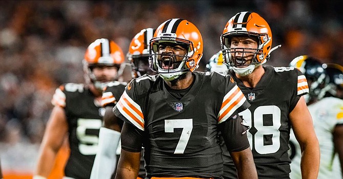 Jacoby Brissett showed emotion after converting a quarterback sneak for a first down deep in the Steelers end zone. (Cleveland Browns)