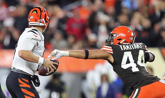 Sione Takitaki looks to get first-team reps for Cleveland Browns