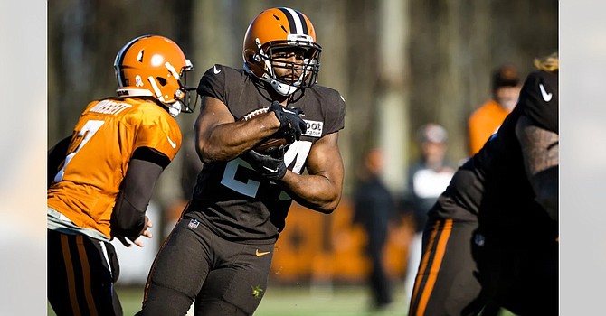 Nick Chubb begins the second half of the season second to Derrick Henry in rushing yards, first in rushing touchdowns and first in points among non-kickers. (Cleveland Browns)