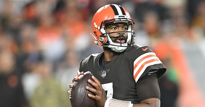 Report: Browns prepared to stick with Jacoby Brissett at QB