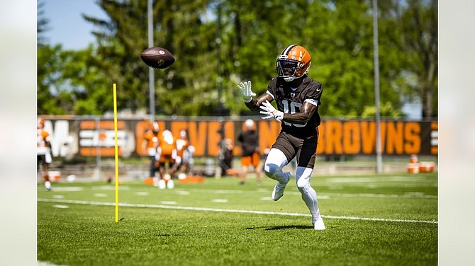 NFL player Marquise Goodwin trains for Olympics