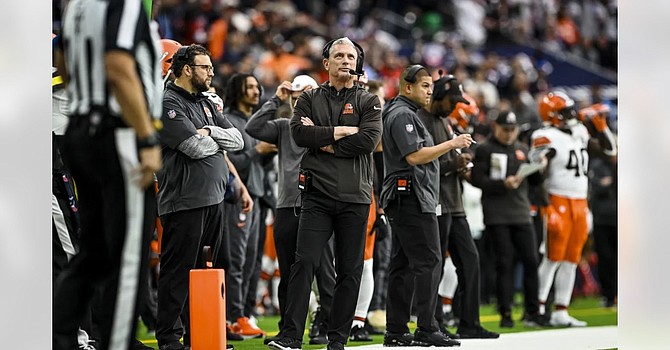 Jim Schwartz's defense picked a bad day to have its worst game. Houston rookie QB C.J. Stroud strafed the No. 1-ranked NFL defense to eliminate the Browns from the AFC playoffs. (Cleveland Browns)