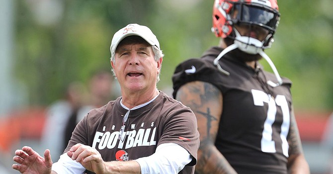 Bill Callahan is leaving the Browns to serve as offensive line coach under his son Brian, new head coach of the Tennessee Titans. (Phil Masturzo)