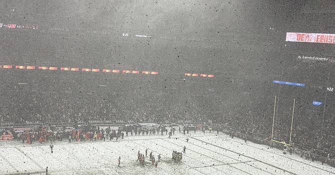 The first snowfall turned Huntington Bank Field into a snow globe. (TheLandOnDemand)