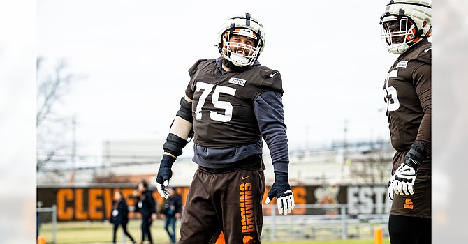 Joel Bitonio said he will only play for the Cleveland Browns next year, and his health and family will help him decide if he wants to play in 2025. (Cleveland Browns)