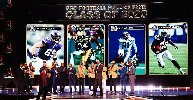 New voting procedures resulted in the smallest Pro Football Hall of Fame class in 20 years.