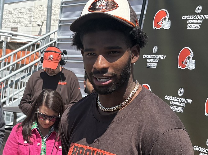 Off the field, Browns QBs Dillon Gabriel and Shedeur Sanders played to a  draw in commendable media sessions