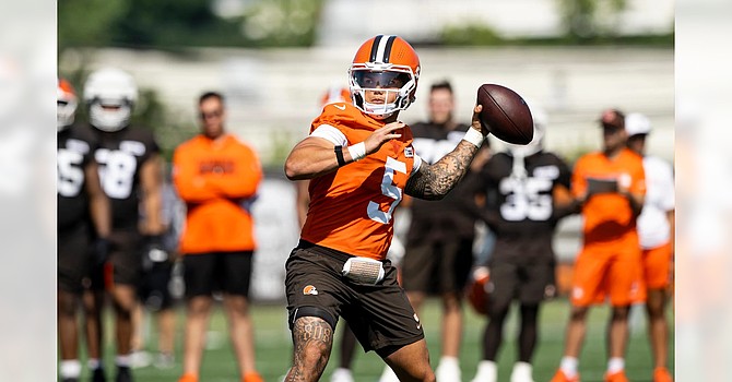 Dillon Gabriel appears ready to resume competition for a backup QB spot after returning to full practice on Monday. (Cleveland Browns)