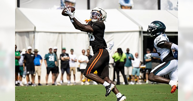 It was Harold Fannin Jr.'s day on the second day of practice against the Eagles. The rookie caught a TD pass from Dillon Gabriel and was the point man on two successful trick plays by the Browns' offense. (Cleveland Browns)