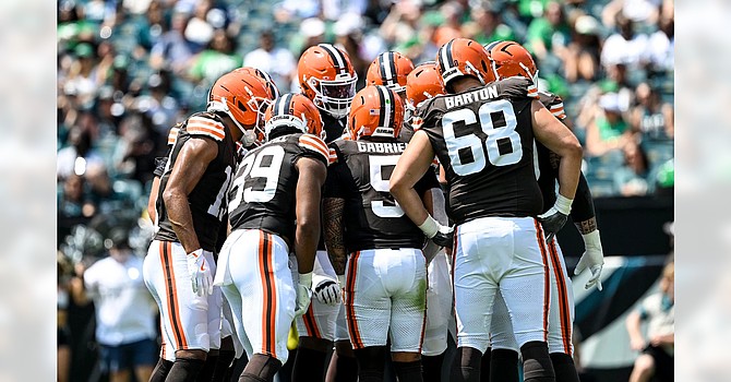 Despite two turnovers, Dillon Gabriel had a firm command of the Browns' second-team offense in his NFL debut. He completed 13 of 18 passes, with one INT, and converted 6 of 8 third downs. (Cleveland Browns)