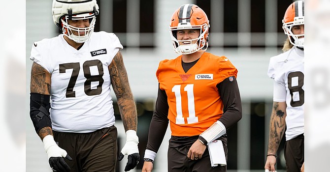 Bailey Zappe's return does not affect Shedeur Sanders' role as the emergency QB3 on game days, per coach Kevin Stefanski. (Cleveland Browns)