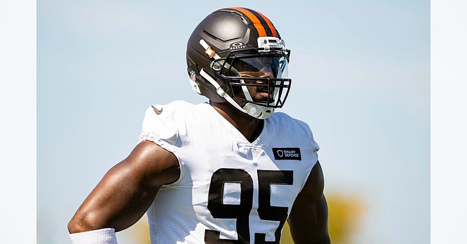 Will the all brown 'Alpha Dawg' helmet result in a complementary football game played by the Browns? (Cleveland Browns)