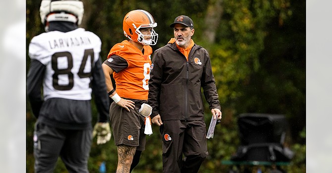 Kevin Stefanski is no stranger to breaking in new Browns quarterbacks. Dillon Gabriel is the 12th to start a game for Stefanski in 5+ years. (Cleveland Browns)