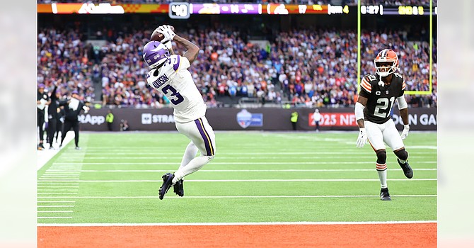 Jordan Addison's 12-yard TD catch with 25 seconds remaining was the winning play in the Browns' 21-17 loss in London. (Minnesota Vikings)