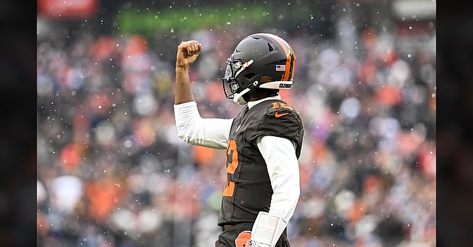 Shedeur Sanders accounted for four touchdowns and 364 yards passing in his best game yet, though it wasn't enough to beat the lowly Tennessee Titans. (Cleveland Browns)