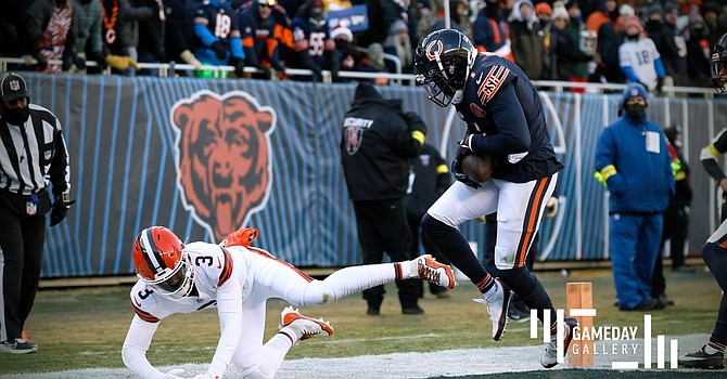 Jaylon Johnson's steal of a perfect pass to Jerry Jeudy prevented a Browns TD and wrapped up a big win for the playoff-bound Bears. (Chicago Bears)