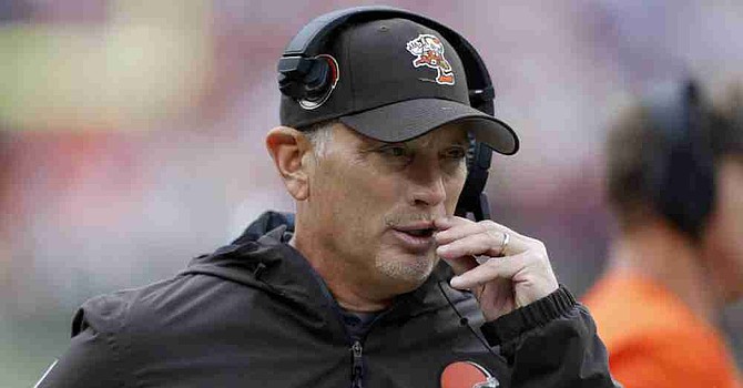 CAn the Browns resolve the Jim Schwartz impasse before they introduce Todd Monken as head coach?