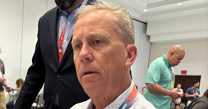 Todd Monken greets his Browns team as a whole for the first time at the opening of his offseason program on April 7. (TheLandOnDemand)